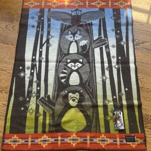 Pendleton WOODLAND NEIGHBORS CRIB BLANKET